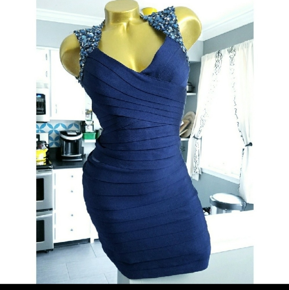 💎Camille La Vie Jeweled Bandage Dress💎